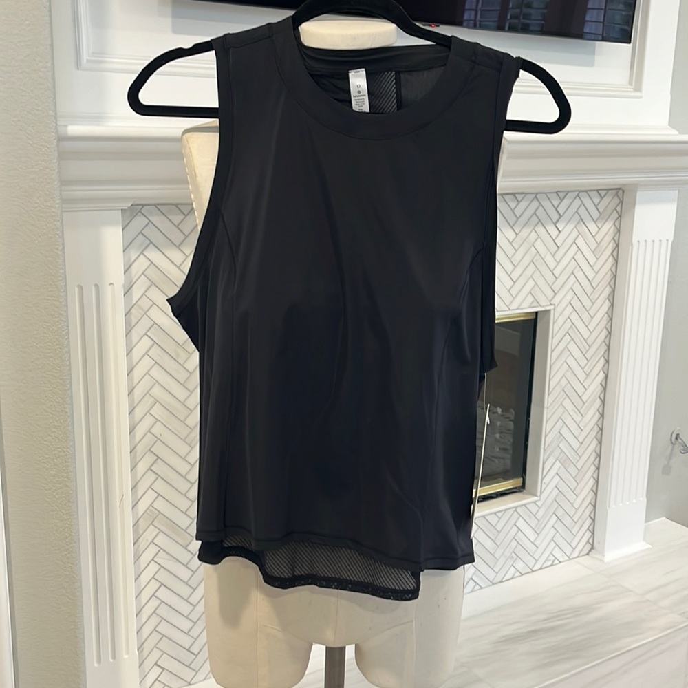 Lululemon tank